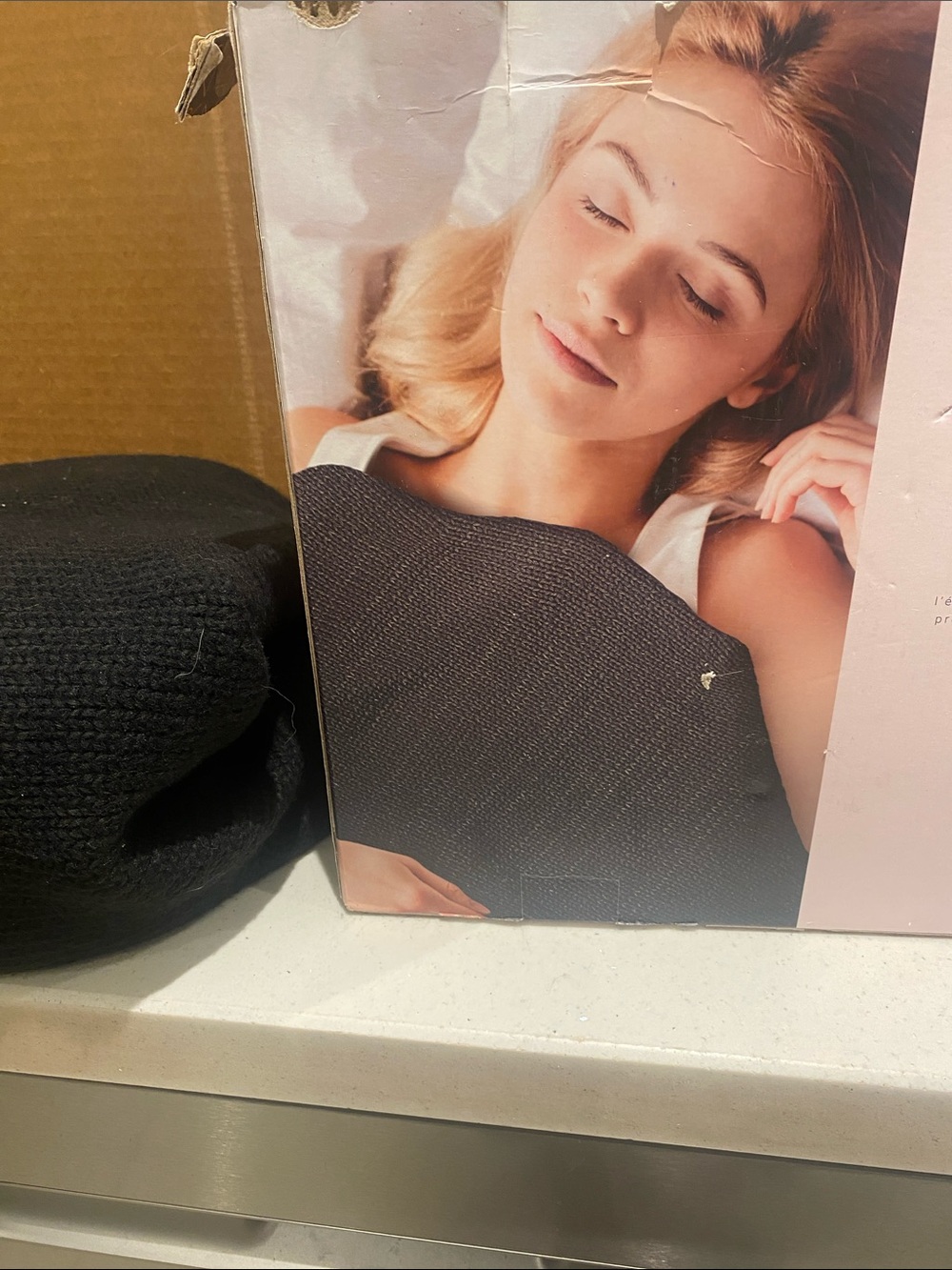 Rachel Zoe Black Fleece Sleep throw